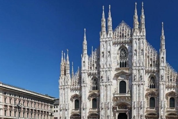 The outside of a cathedral in Milan